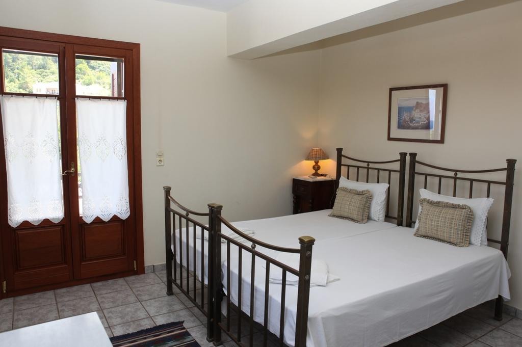 Pleoussa Studio And Apartments Skopelos Zewnętrze zdjęcie