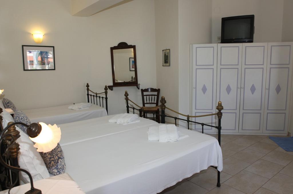 Pleoussa Studio And Apartments Skopelos Zewnętrze zdjęcie