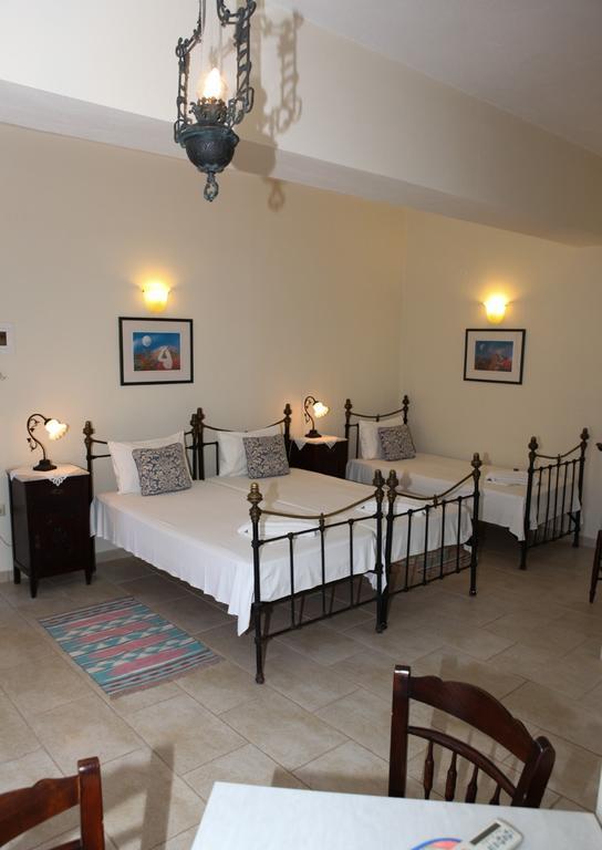 Pleoussa Studio And Apartments Skopelos Zewnętrze zdjęcie