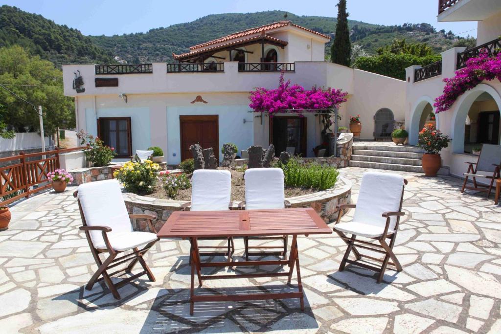 Pleoussa Studio And Apartments Skopelos Zewnętrze zdjęcie